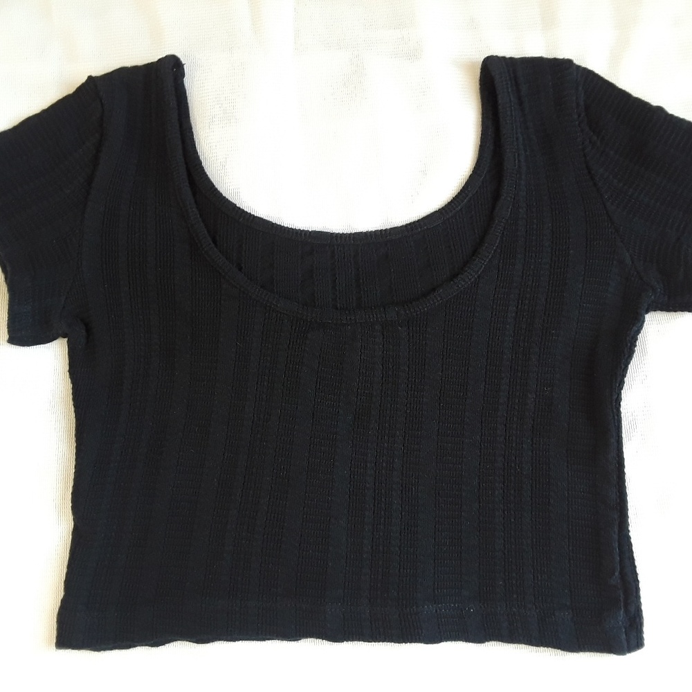 Black Forever 21 Crop Top